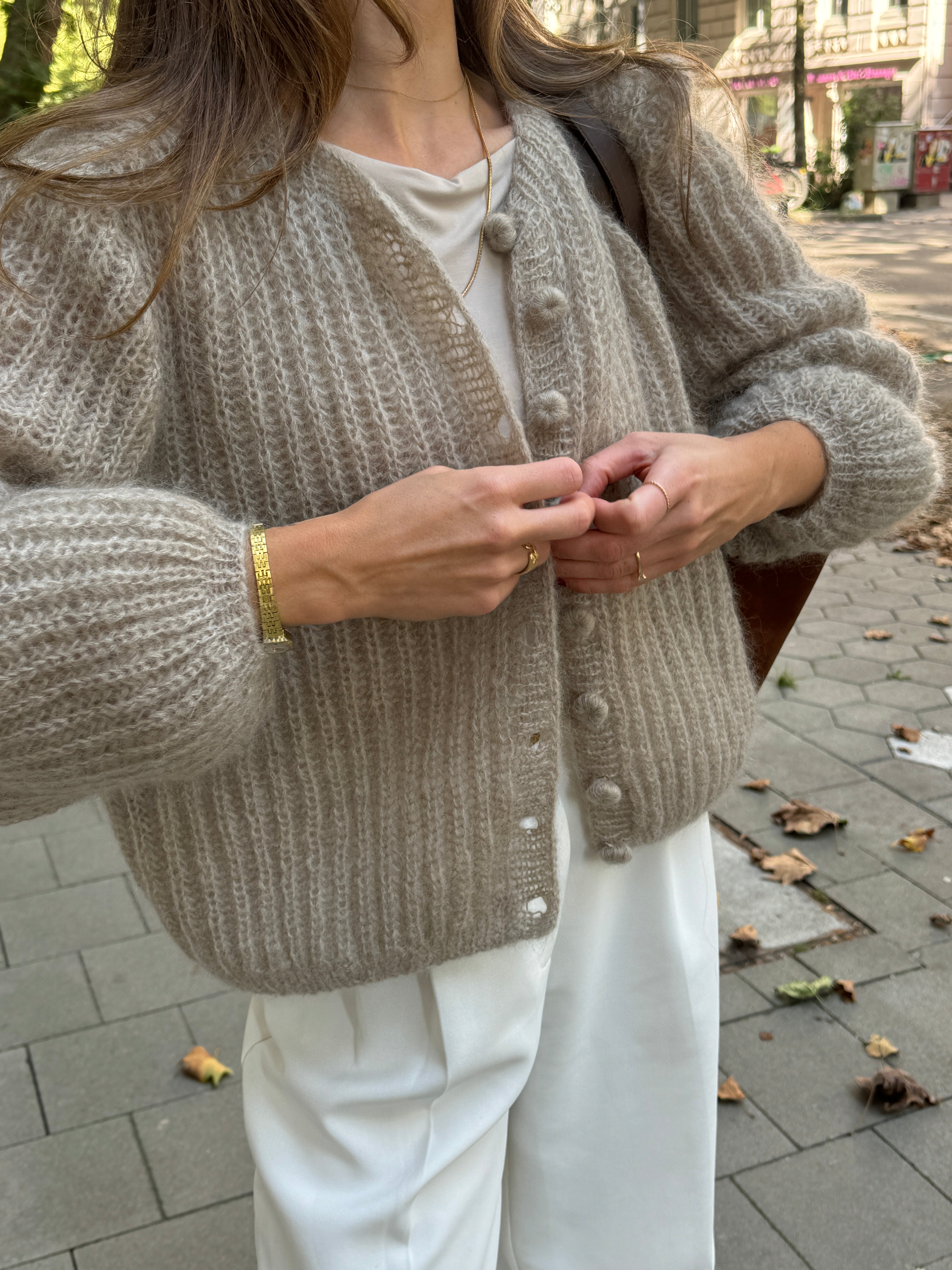 Eleonore Beige - Vuuna & Laureen