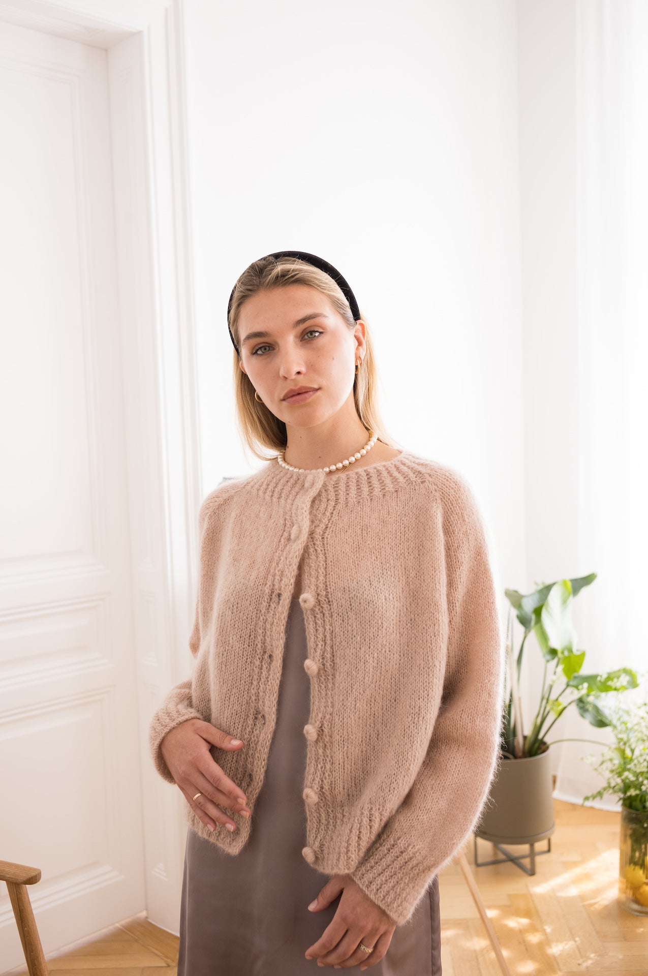 Sandra Cardigan Beige