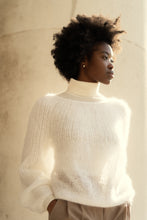 Load image into Gallery viewer, Elena Sweater White - VUUNA Essential
