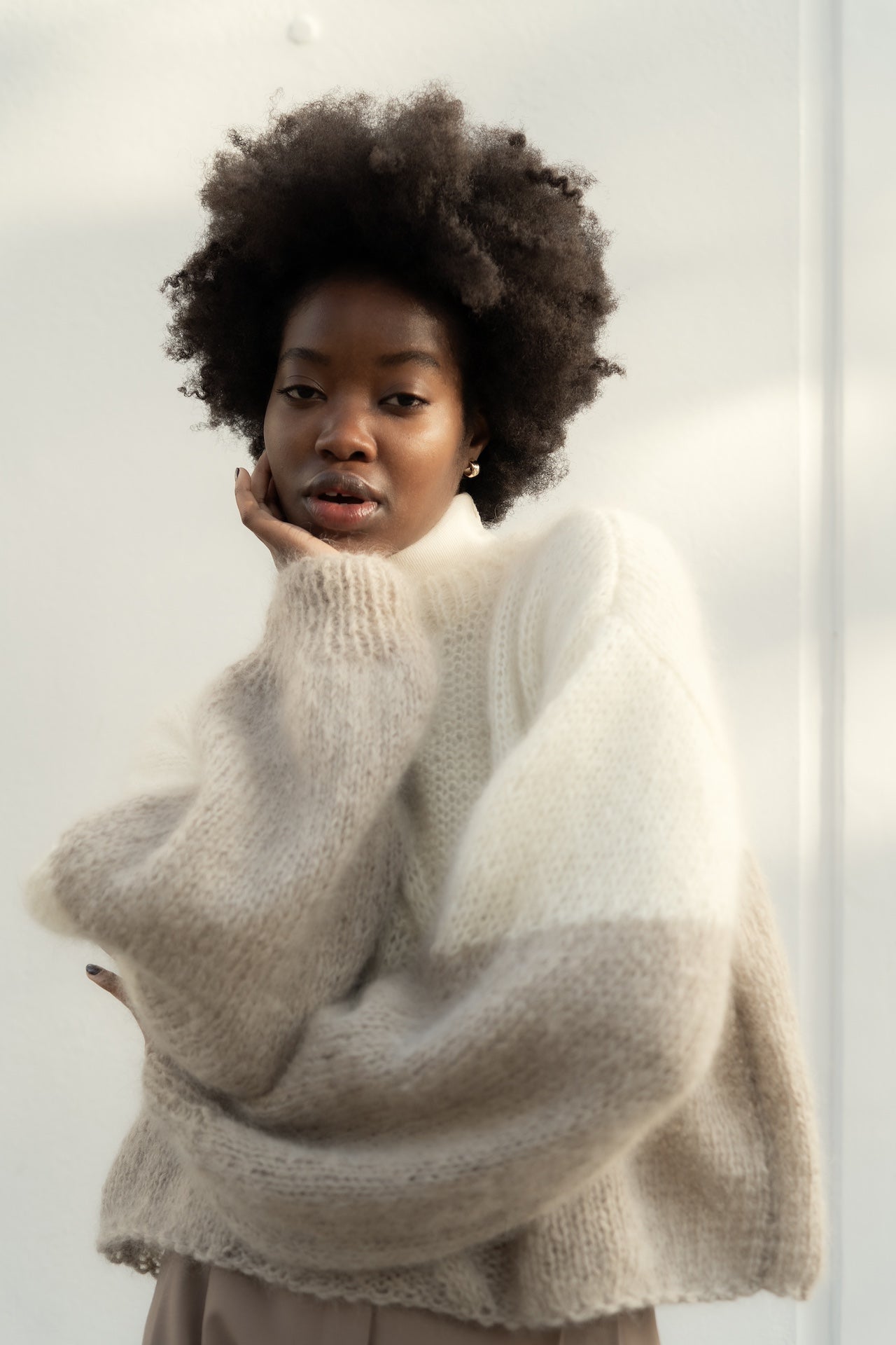 Bibi Sweater White Beige - Vuuna Essential