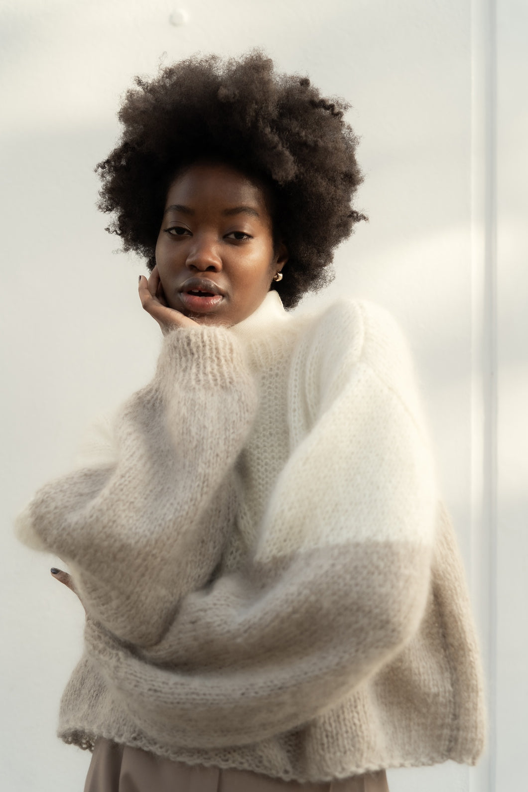 Bibi Sweater White Beige - VUUNA Essential