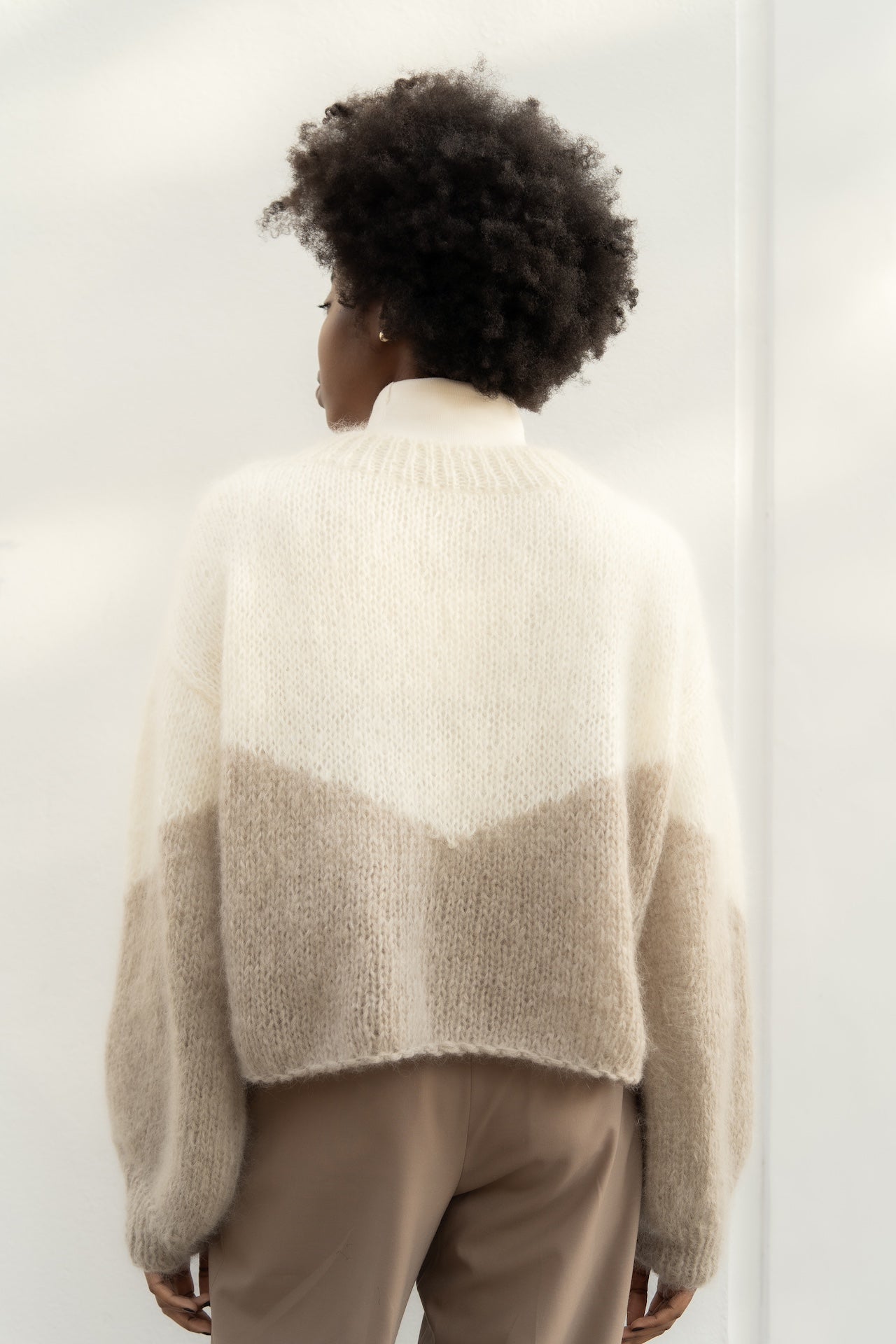 Bibi Sweater White Beige - Vuuna Essential