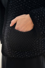 Lade das Bild in den Galerie-Viewer, Aria Cardigan Mottled Black - VUUNA SPECIALS
