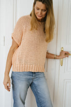 Lade das Bild in den Galerie-Viewer, Peachy Vest

