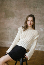 Lade das Bild in den Galerie-Viewer, Sweater Jelca
