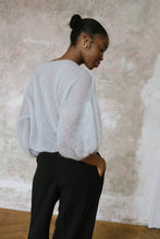 Load image into Gallery viewer, Bubi Blues Sweater Foggy
