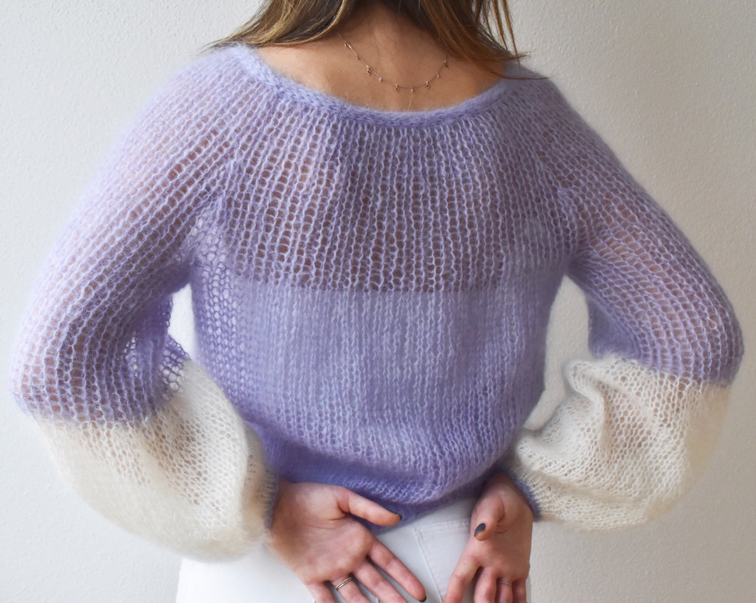 Sweater Lily
