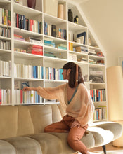 Load image into Gallery viewer, Bubi Short Cardigan Peach
